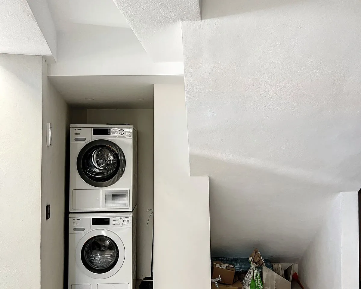 828b4d3b-3e23-4bd3-9d4a-4bed74229174