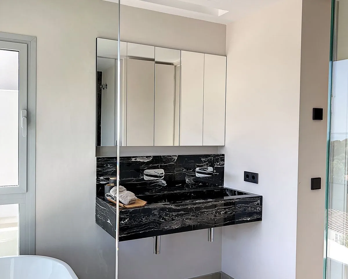 c280388e-432b-4974-acd3-8a3be03548d1