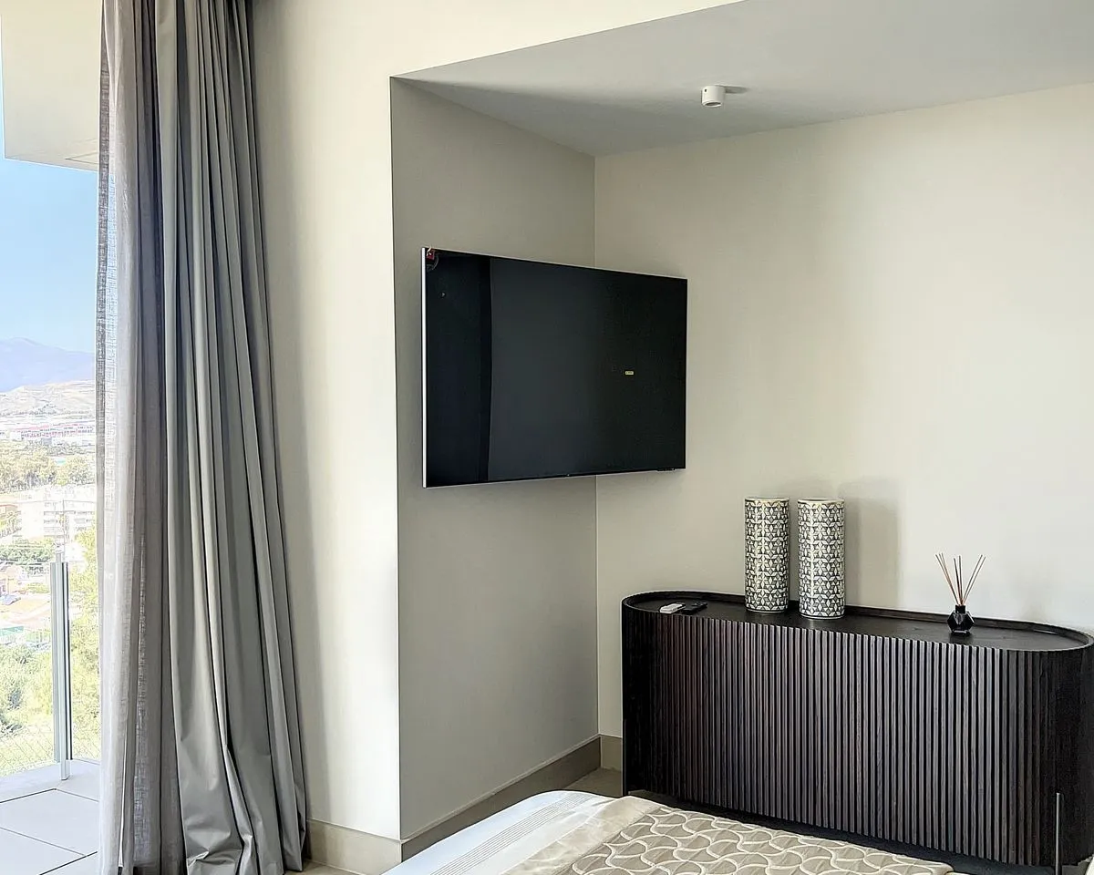 d2052c7c-6065-4c9a-b7c5-739cd2bdb3aa