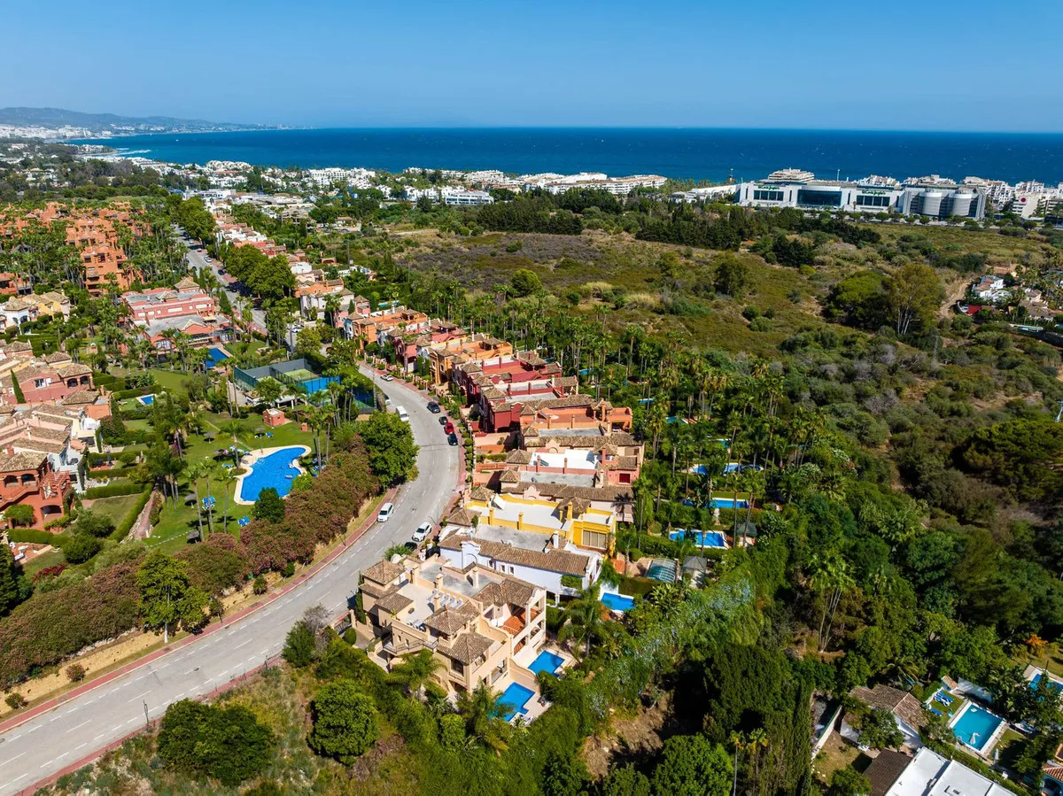 facb87f2-be8a-409f-bd20-da8331add43b