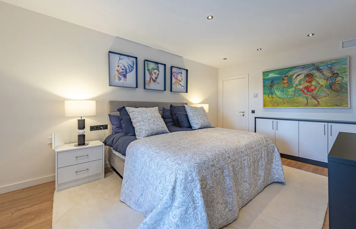 23e46cfd-12e9-4f2e-b66f-22523bd0b3c4