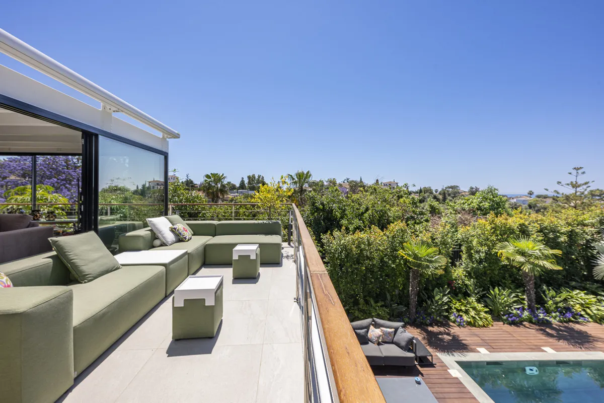 97498276-ce3a-46a6-90fb-33bdbbfa0c52