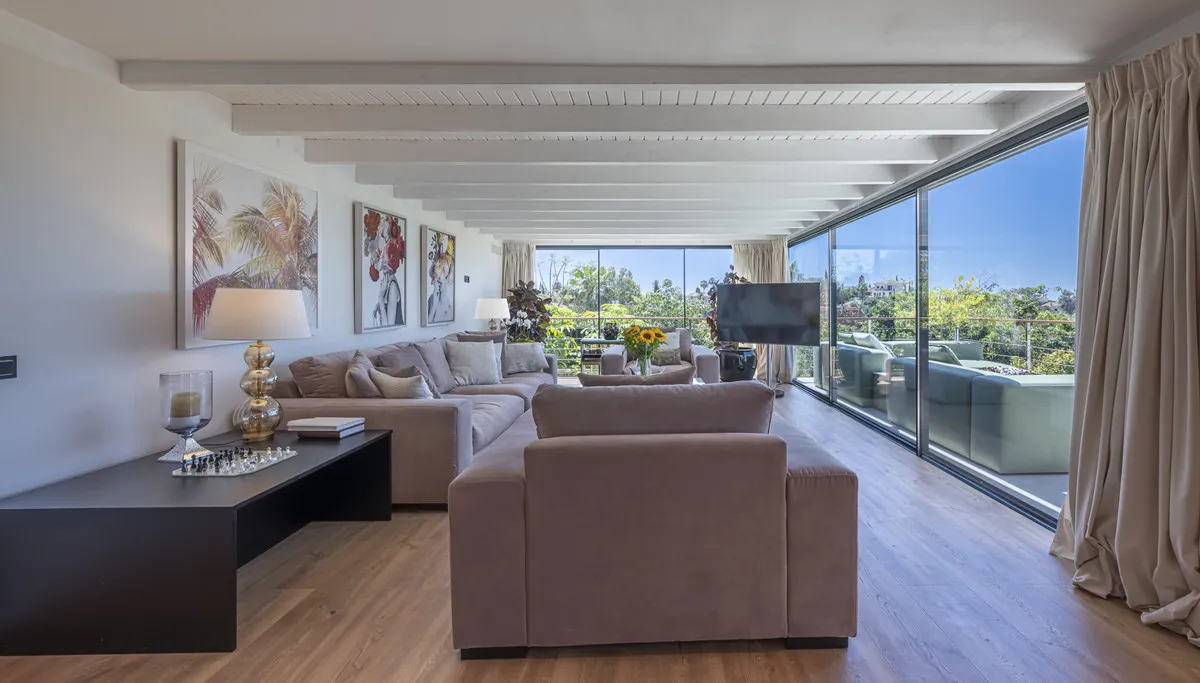 c198ef2b-a1d8-4cc5-960c-500c2e1151f6