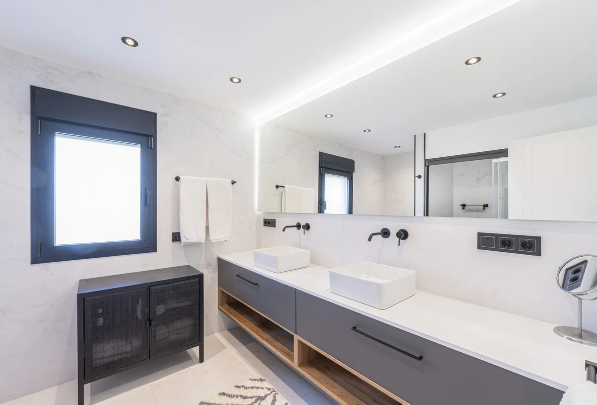 e612b7e9-624f-4623-a865-71fd9c96513f