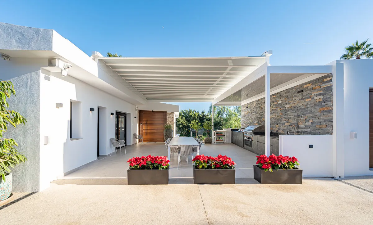 ef90ce6e-d4be-44ba-8ede-5bd31325ddca