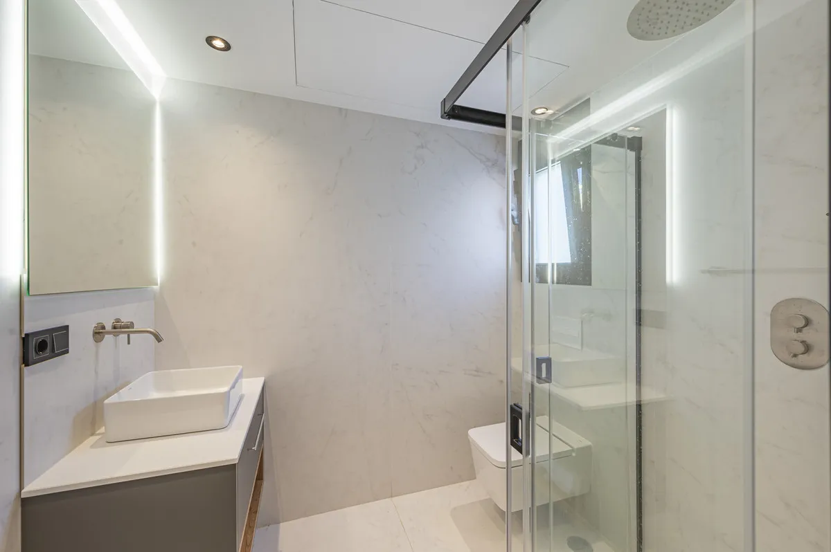 f09852ab-ed4a-4ef7-8c18-37fbd0c32b77