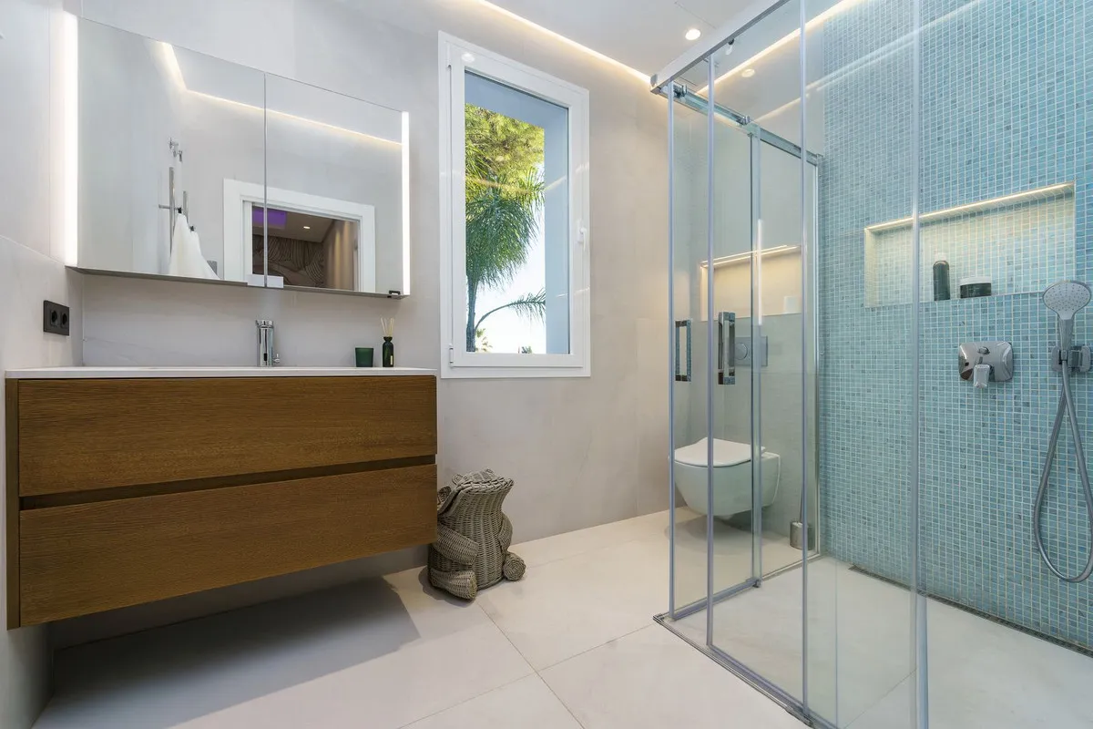 2c121028-3ce9-47d7-be5f-f1dd23f040aa