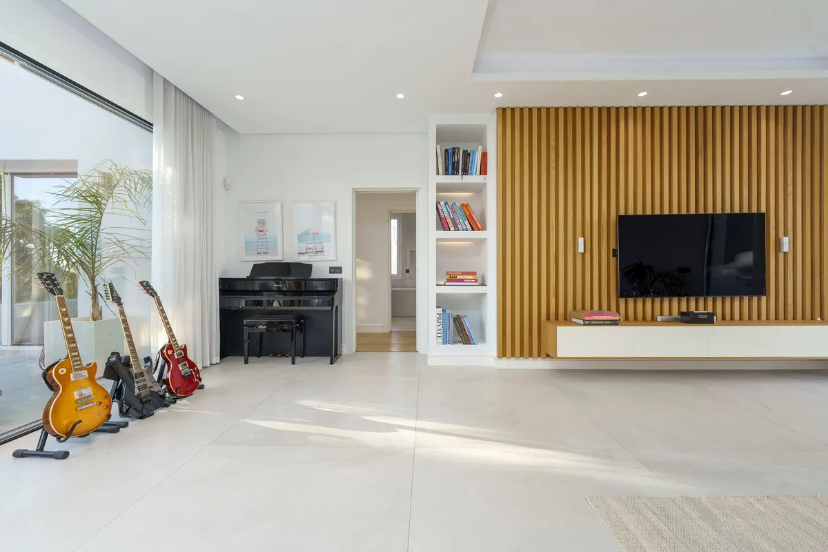 e0c727e1-516b-4693-884b-ebd9f8cc72be