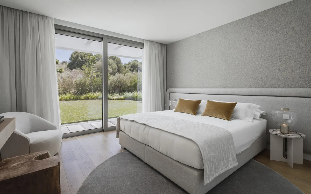 5f8c971c-d68b-45a3-a65f-711842f6cf2f