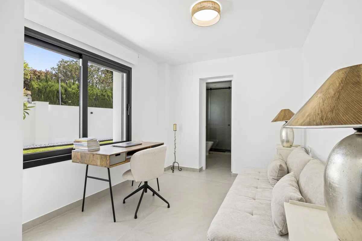 03088e07-32ef-42cc-8d8b-3d863f5befb1