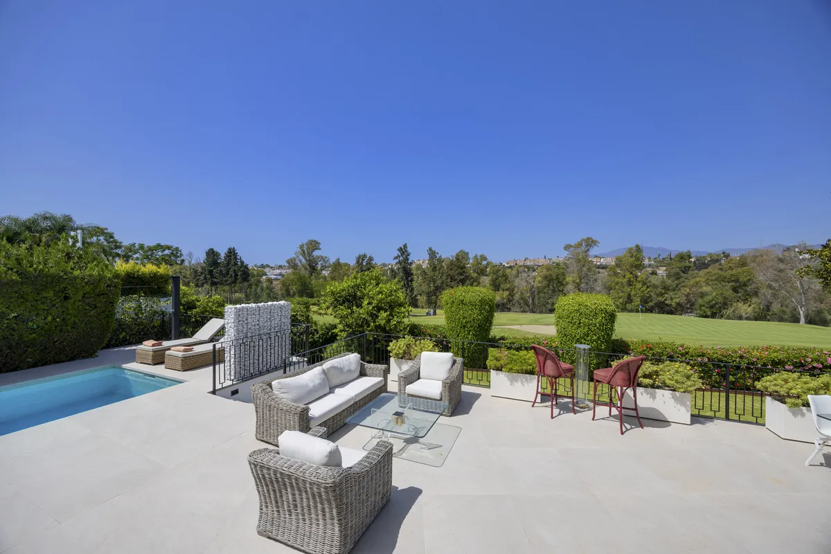 c82bc352-11c3-42dd-b71a-ed6873b53a13