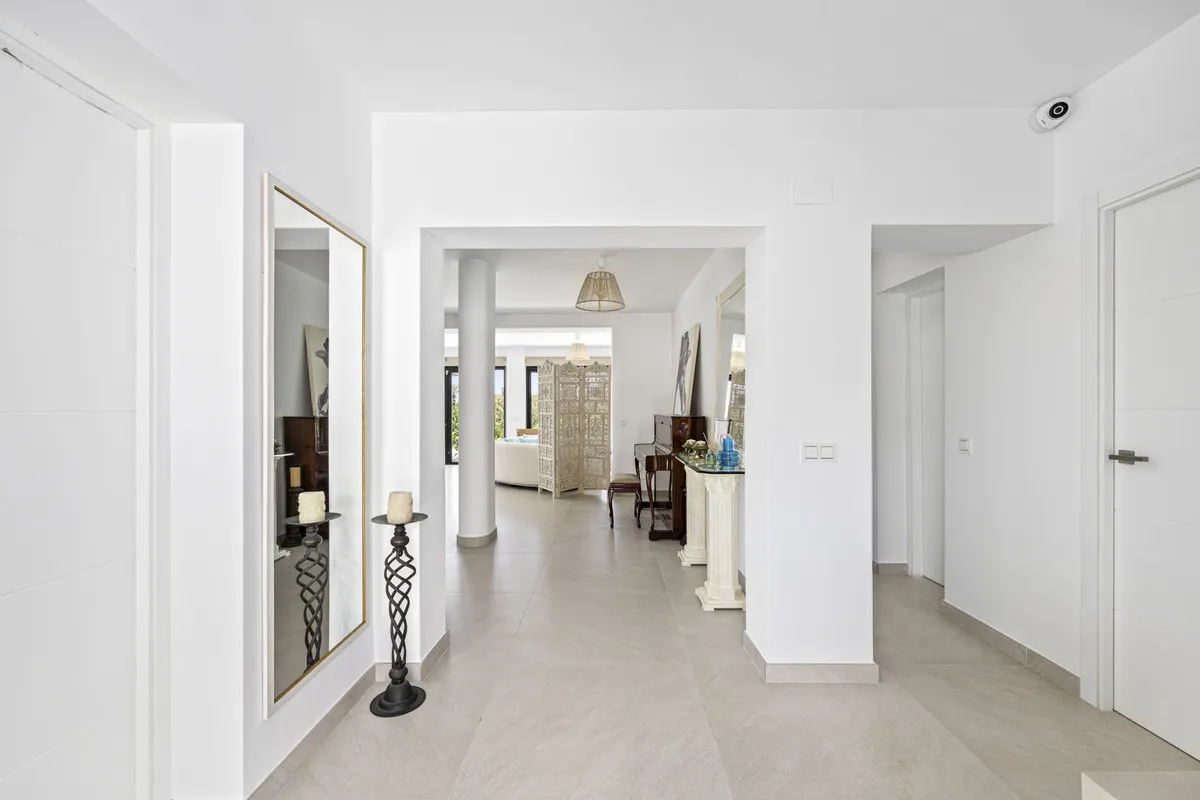 f9f031cd-2bcd-4f71-b33b-e04ce4e2db68