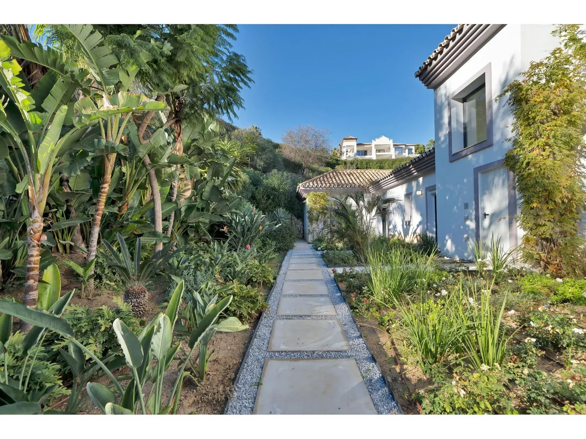 24e20325-94fd-4268-abba-5776ce2d47a7