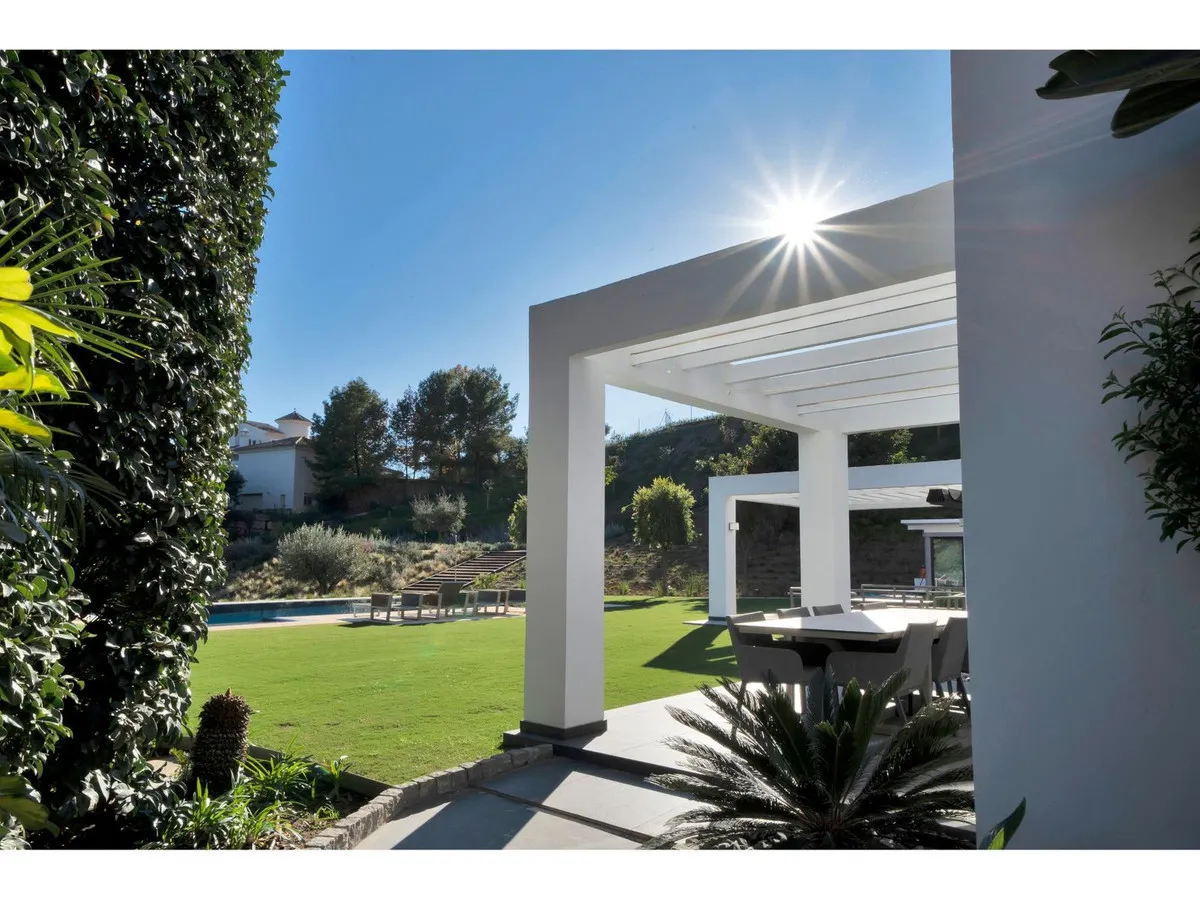 553dd5ca-4646-48c1-97ba-a4c8aadb0239