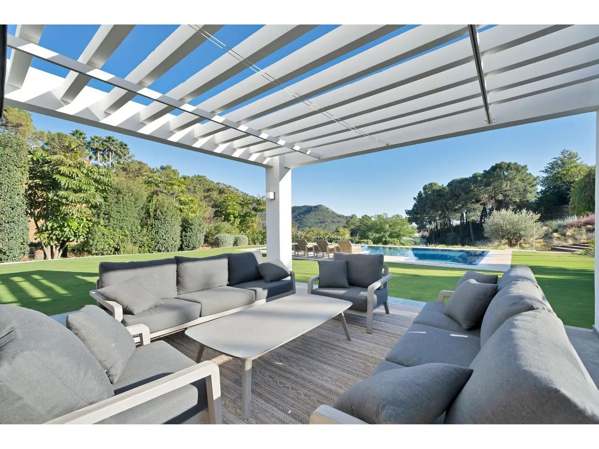 a3fd1ede-7b97-4a2e-bc95-3edc6660e6d8