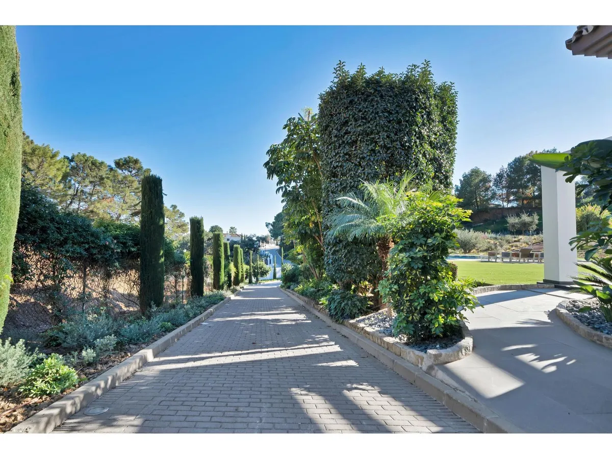 b5d48f27-766c-47a6-9b03-e7653ea422be