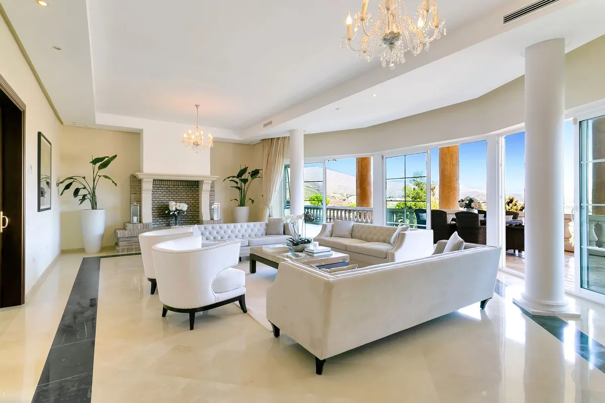 35941a5b-f395-4c2c-a818-c08475c3e674