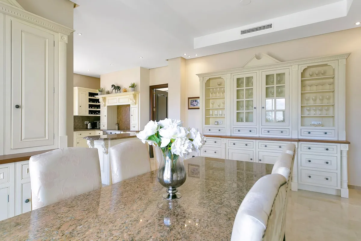 676303ce-1a8c-4f01-aa7f-8bdfb21c603c