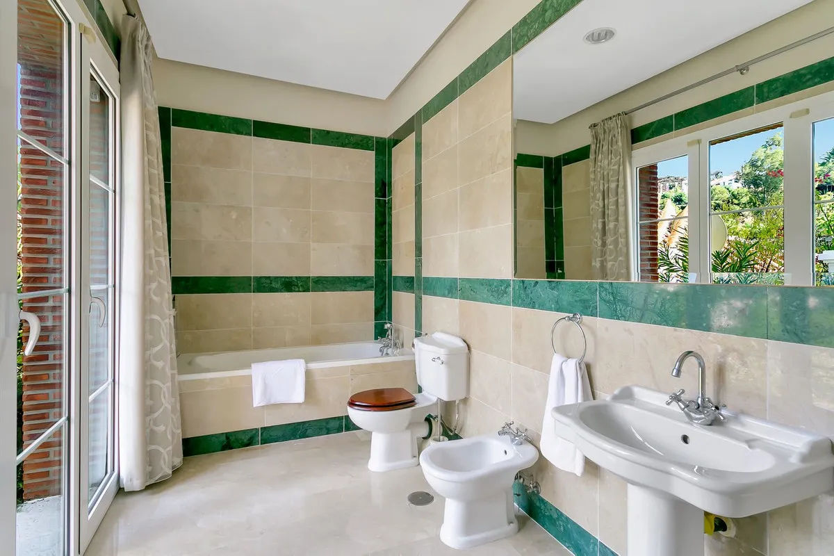 82b6fcb8-2219-48e8-961b-c21c188aa790