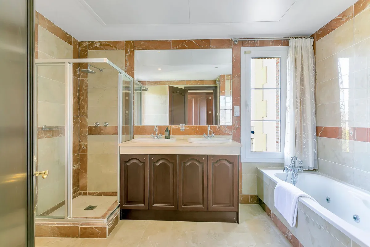 a8a68939-1e69-4aa6-a202-9f6f3b6dc4f5