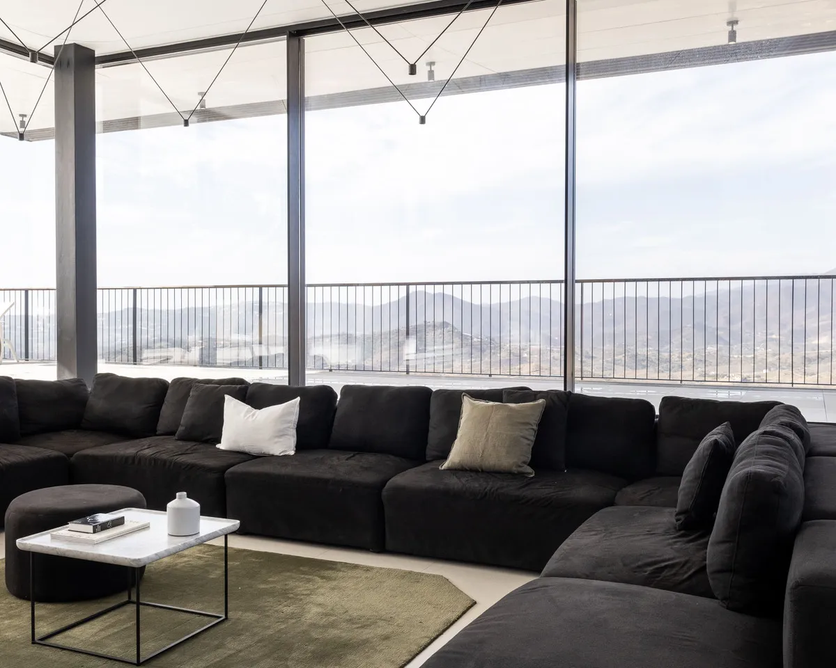 15607431-64b0-4601-ae52-a5b1873702ca