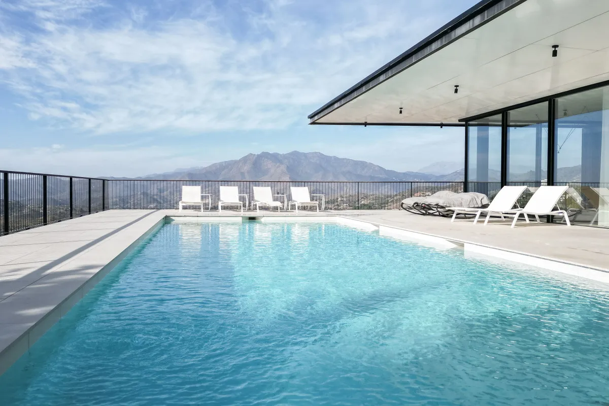 3d73dc3c-6996-4ada-9631-8a0333419580