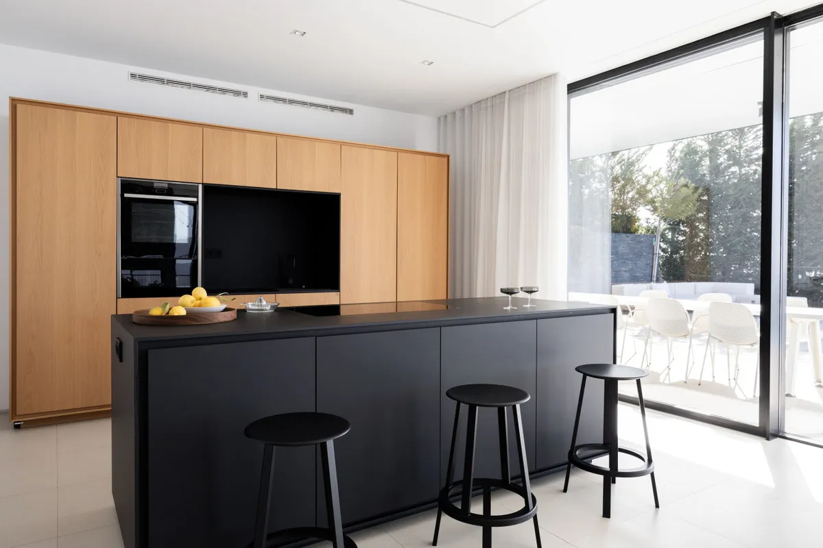 5df1905a-752b-4c34-8b50-fdb2c9d1e0a5