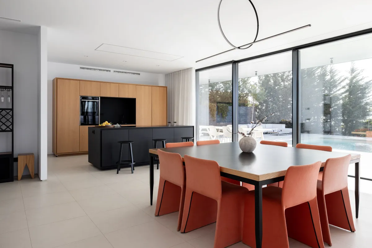 7ef164f3-91a9-4af5-bcc0-54f15c76dc5e