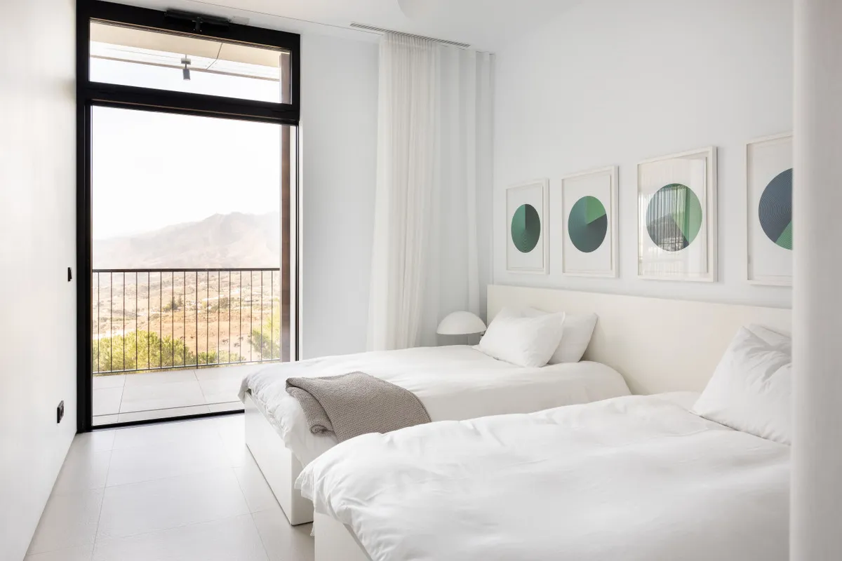 ecfe179d-45a7-46b8-a488-15b44caa278a