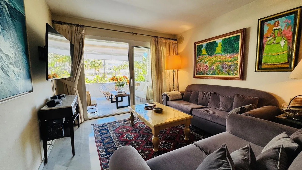 44f3bceb-2c49-47dc-9c5a-c595d7c02963