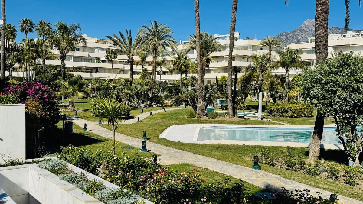 523d1f6f-8073-4493-8922-0ba99a3706e1