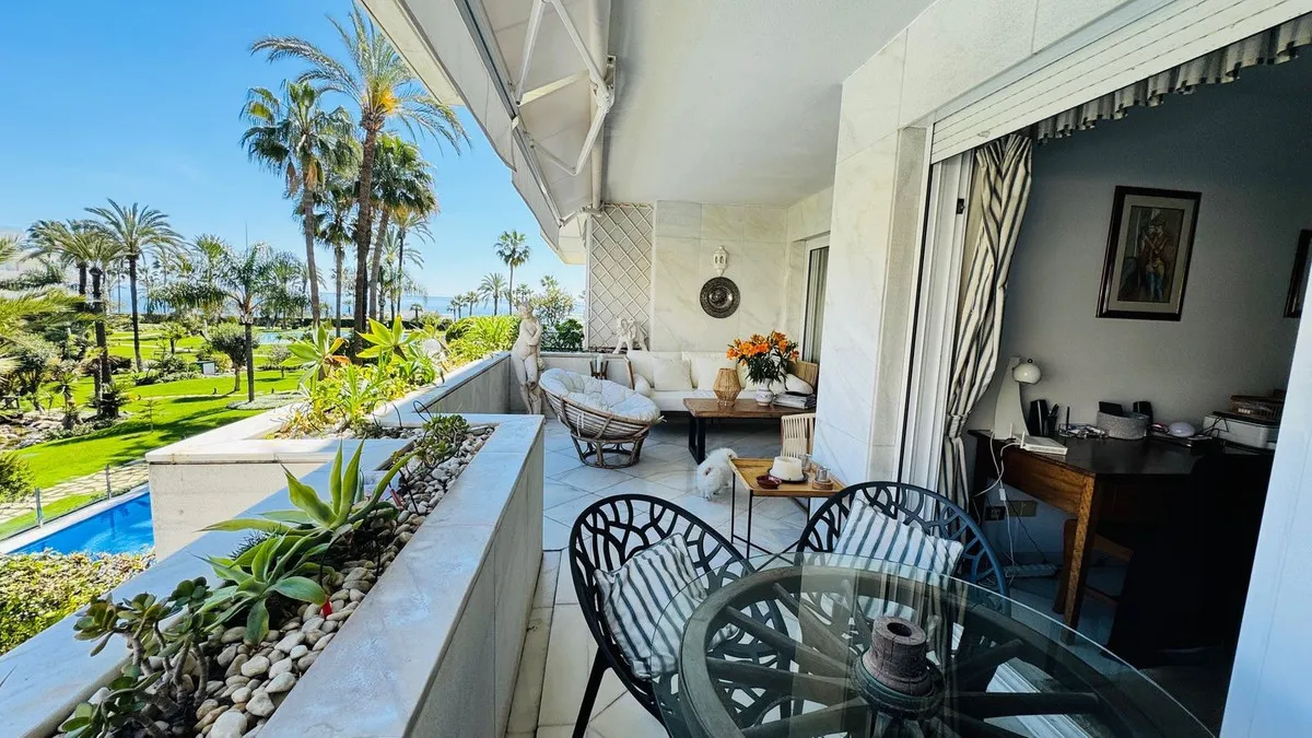 692e3dcf-4d44-4c00-9ef2-1e2195a065b3