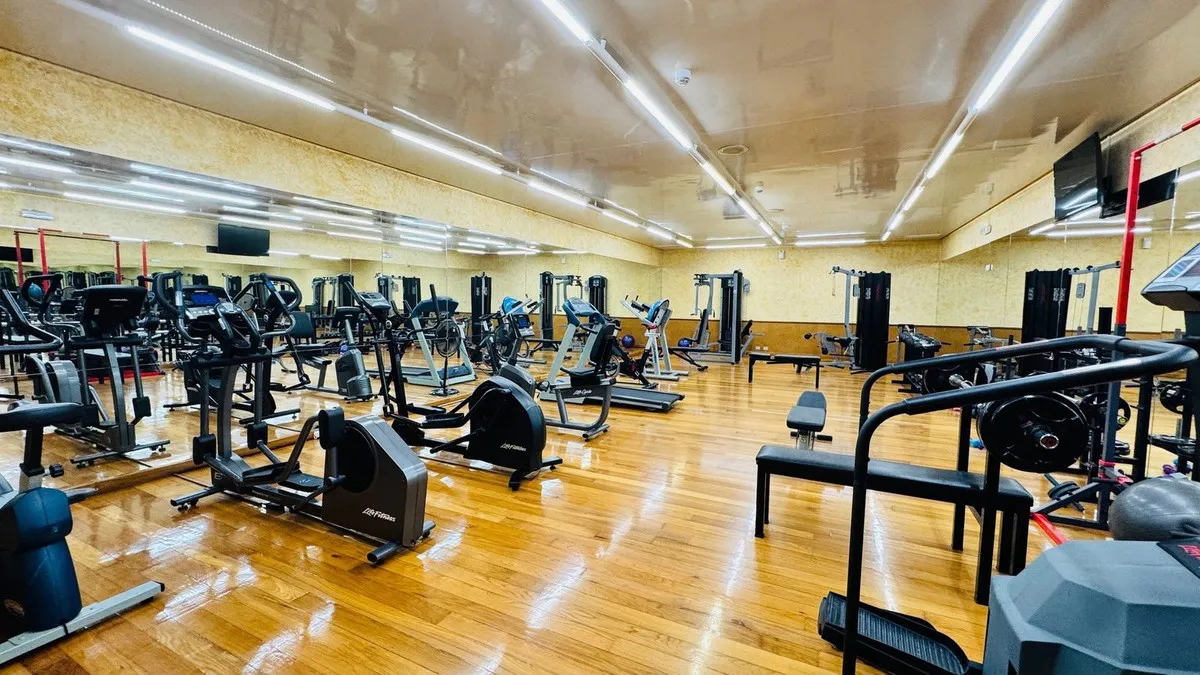 dee37308-f36b-43fc-8ec4-1e10018871cf