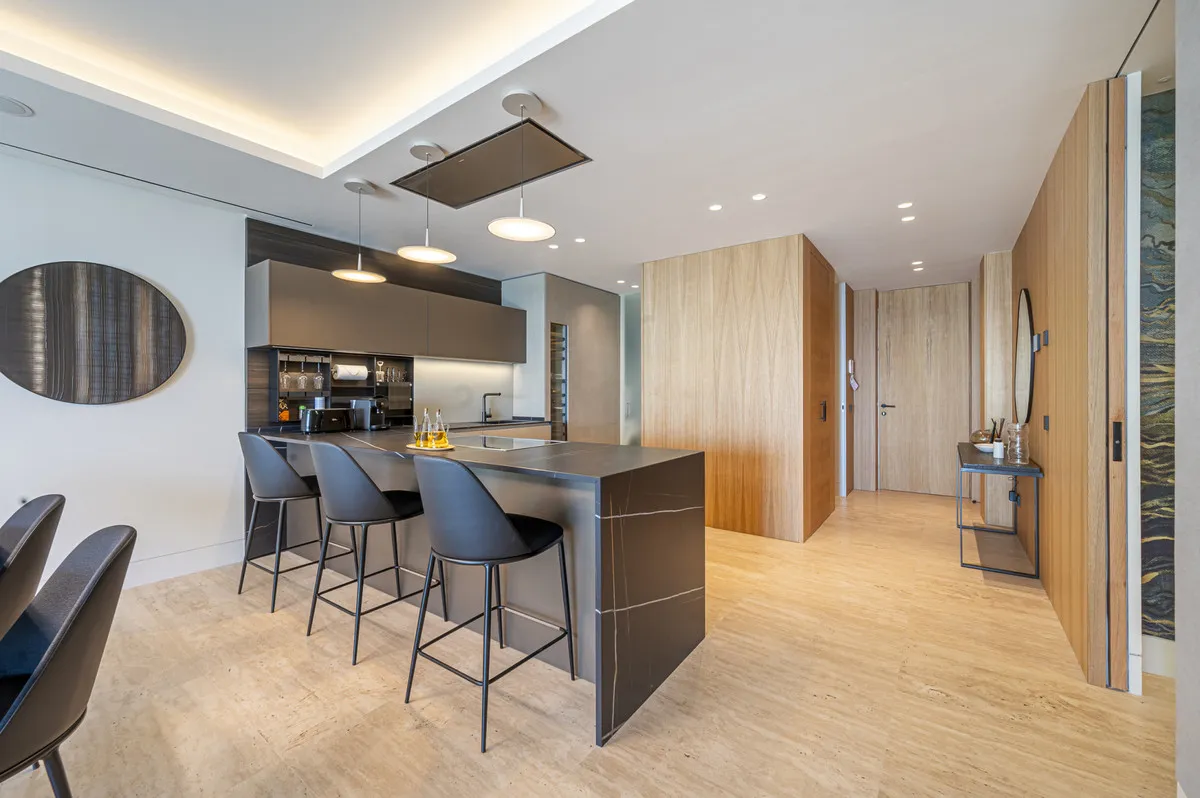 1f9cfcb3-5a81-4e5a-8487-999e389eb040