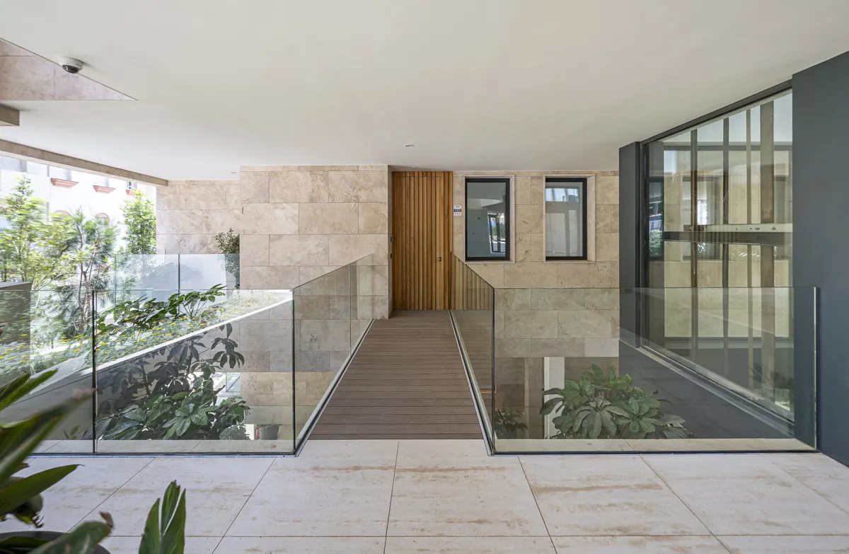 40aae5fd-ddae-4a22-ab6d-38d98aa1b29d