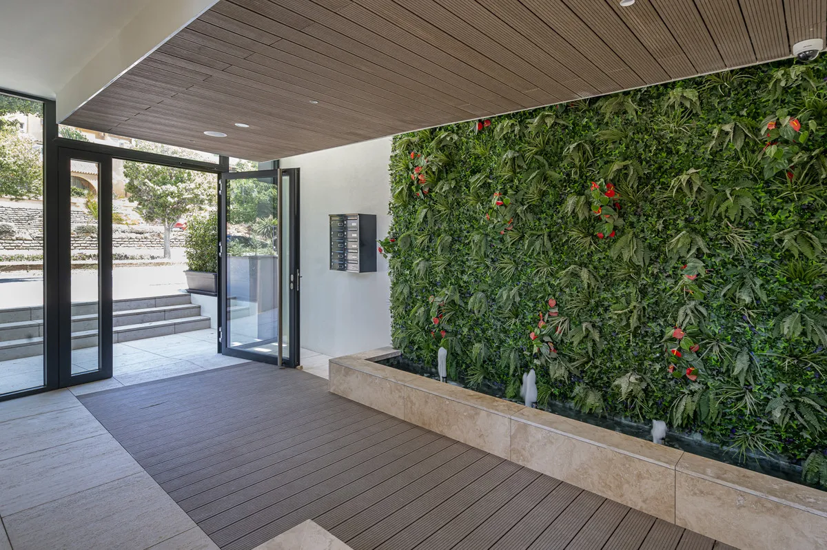 9382f26a-459e-4c8c-b4bc-16b3e9466836