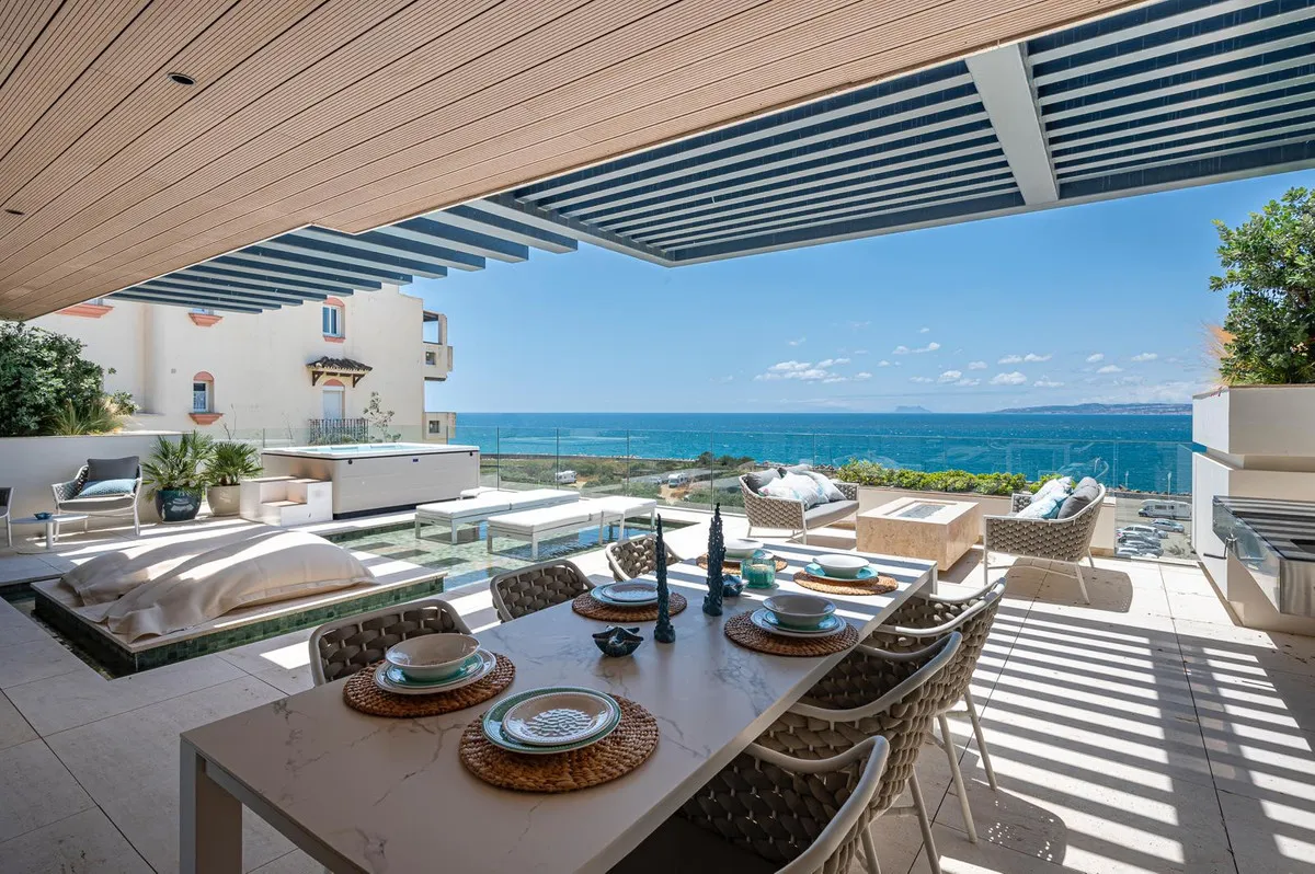 e42dfcfc-9315-4b3d-ba62-1848c14e7355