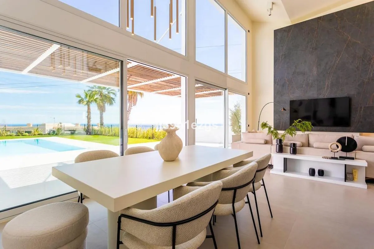 14c7e578-f1f0-42ef-ae14-2bca2fa0c398