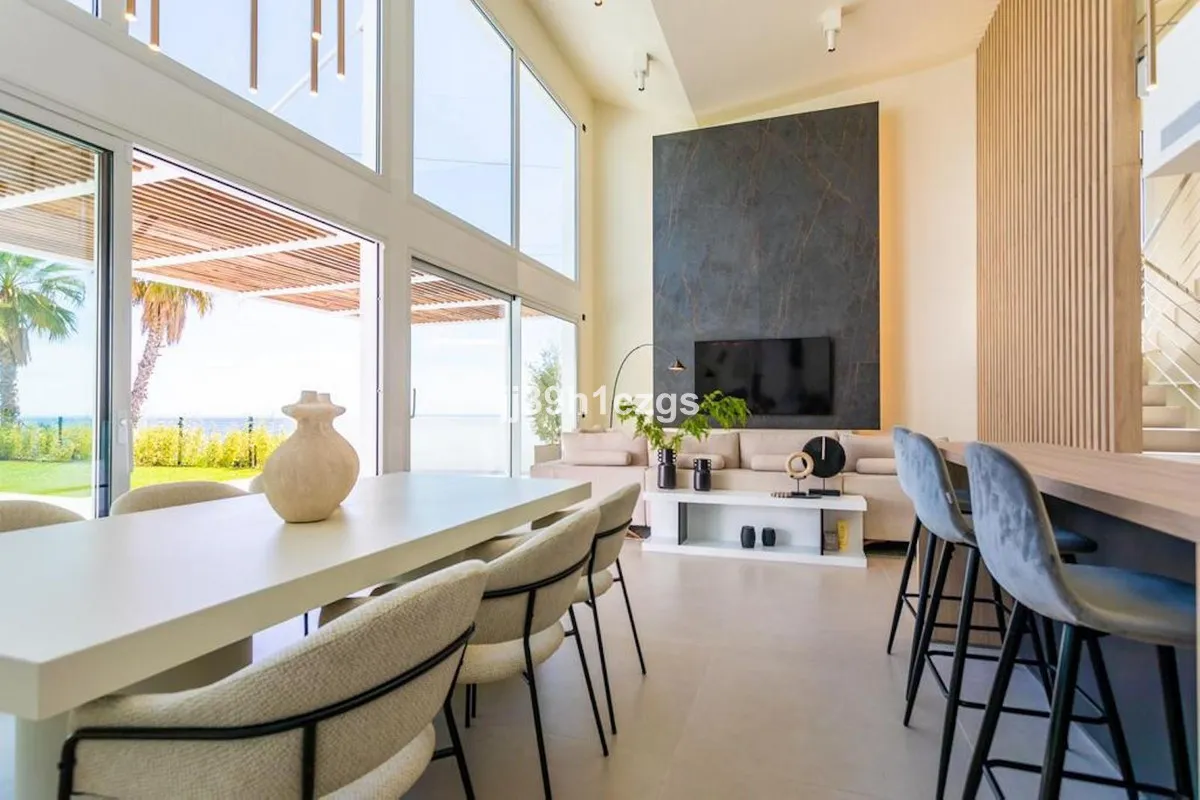 a16ad239-dbc4-4ab2-8dbe-8c6d052178f2