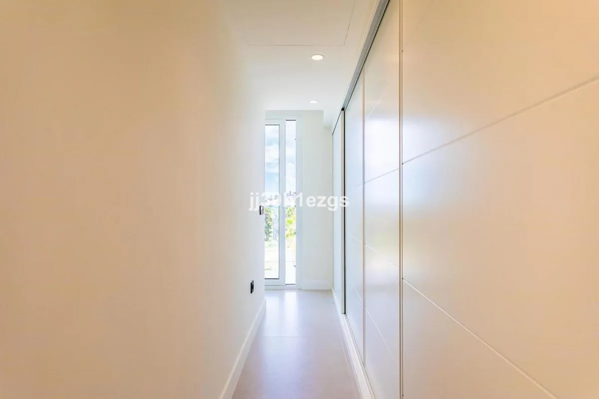 ac71b8ba-68d5-4c1b-b457-1d34c7d24a92