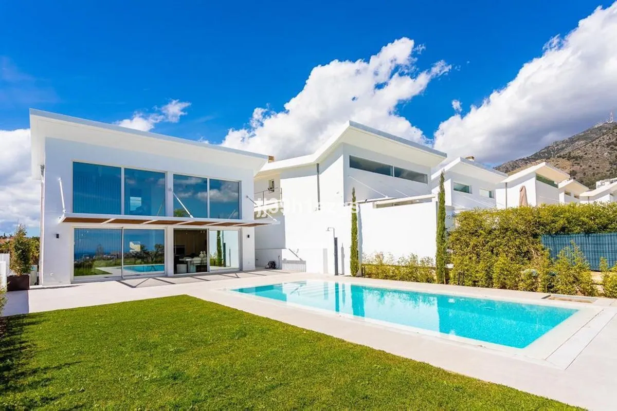 c6e5c766-6ad2-477f-898a-f7918fb7ead7