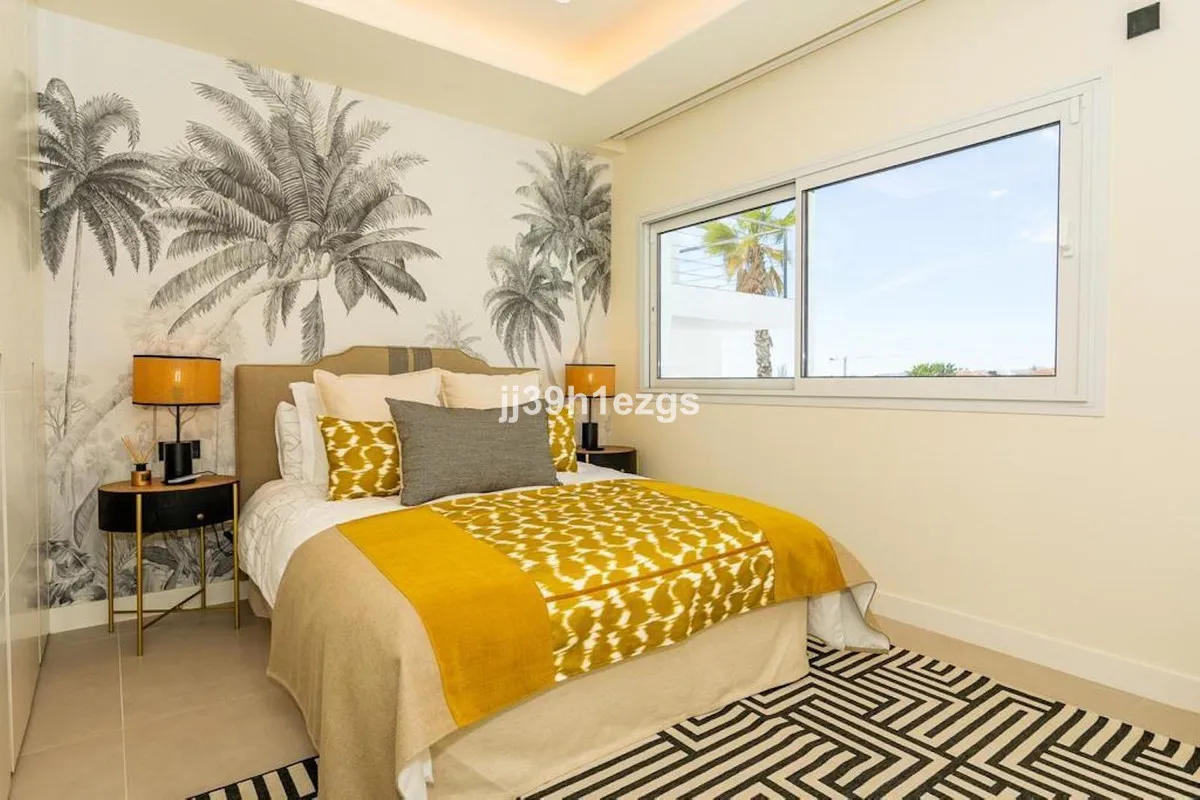 c6f38831-fbaa-4916-a40a-ec3620a63a68