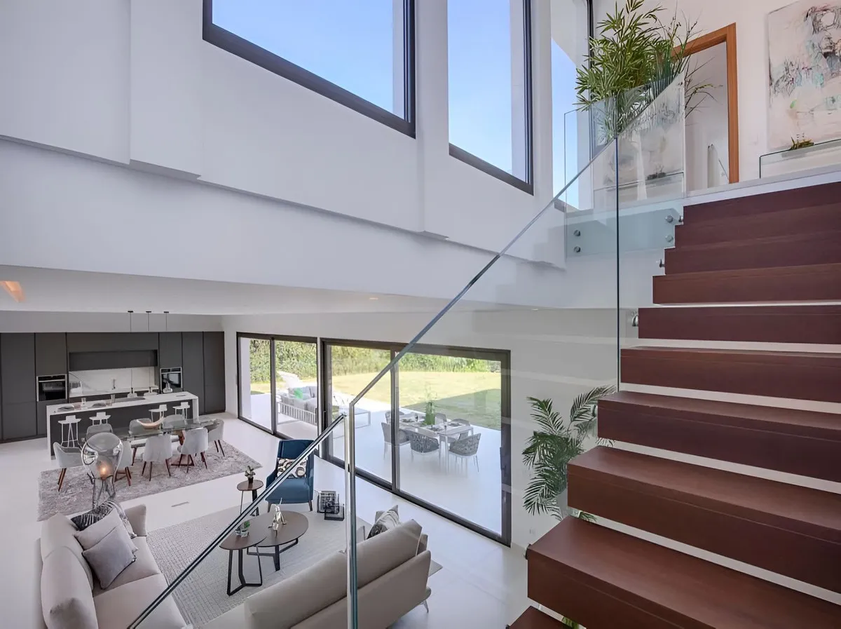 35bdf471-c6f8-4566-a785-e1eba7808281