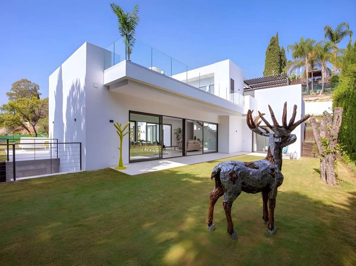 f64a8c7d-0b81-419e-b343-28d7395363ce