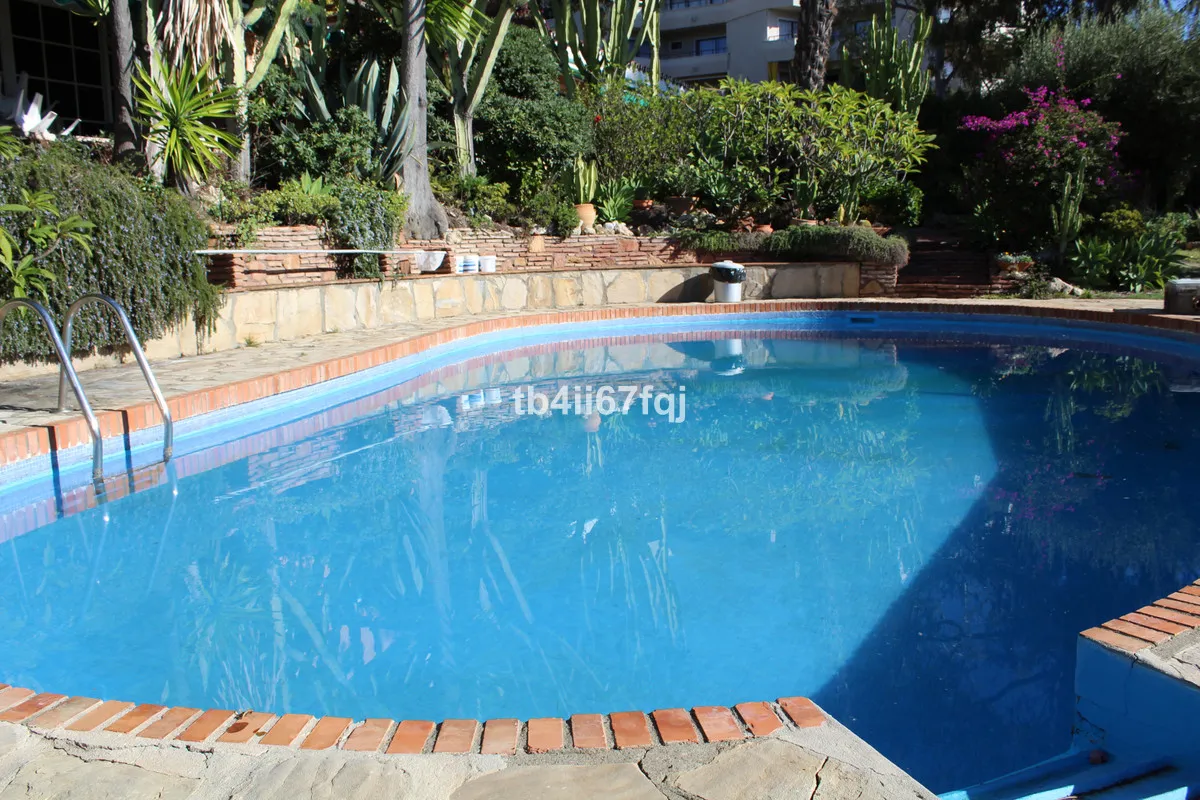 46b52d6e-fcd6-4b43-a46a-780f5afe9bd8