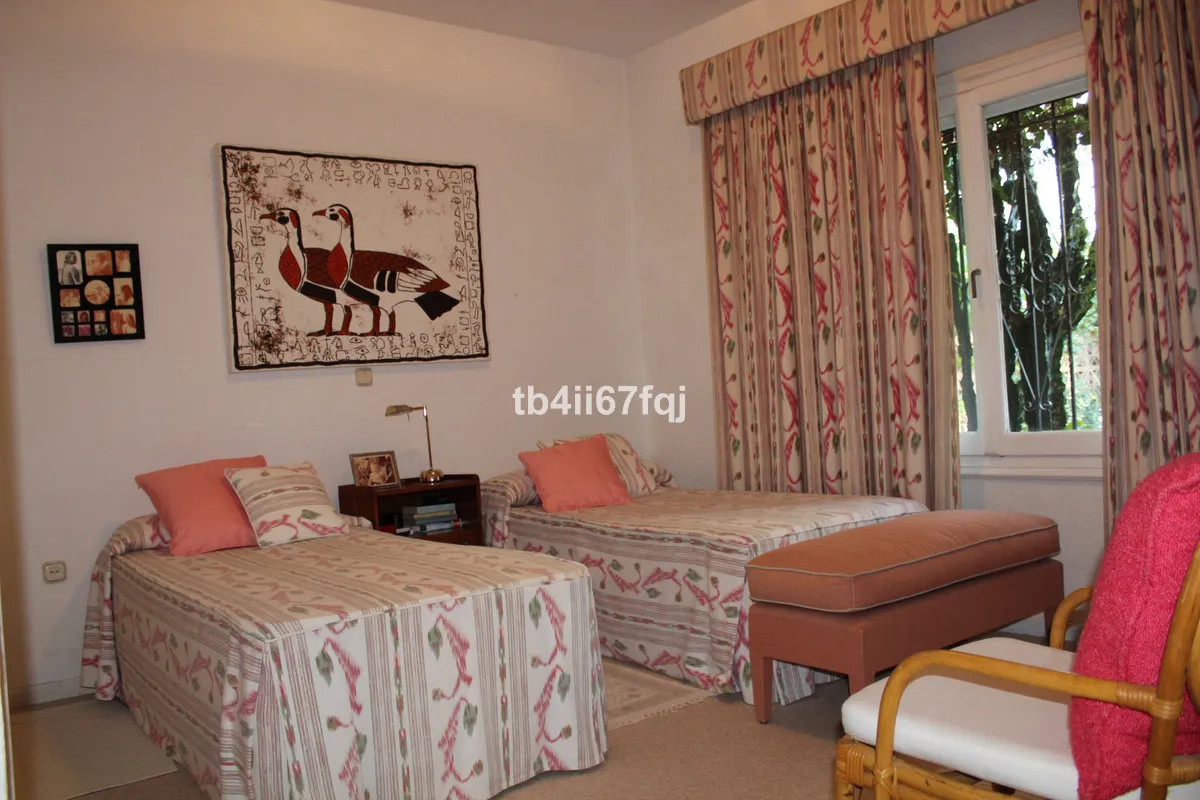 a22e9511-7fcc-4cb0-b718-ae7c9f1e6f13