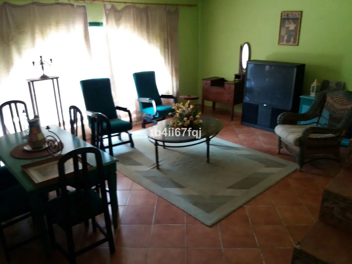 c4a81503-da52-4310-b434-d26b6e23b549