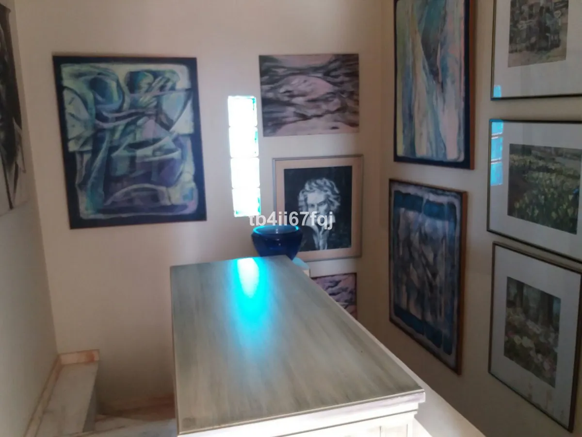 ec69425d-67db-4380-99f3-1e40832934e6