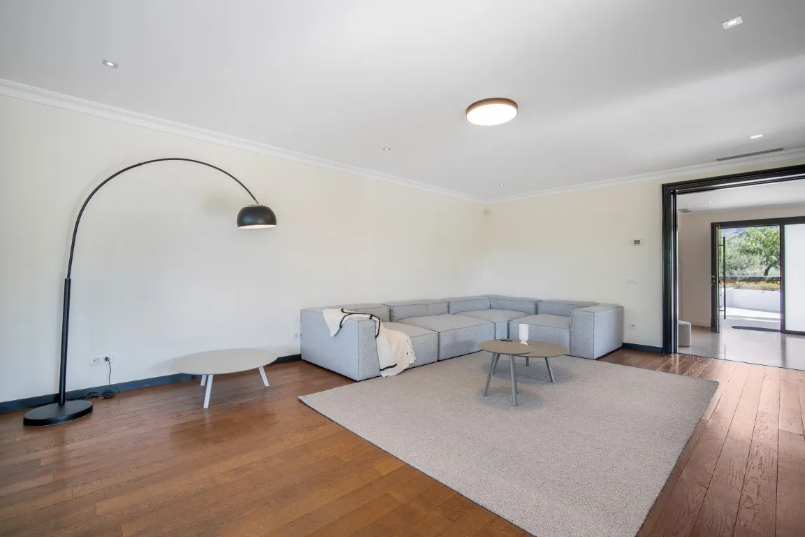 5570a9bf-065e-4184-89e5-6ee4ceddab49