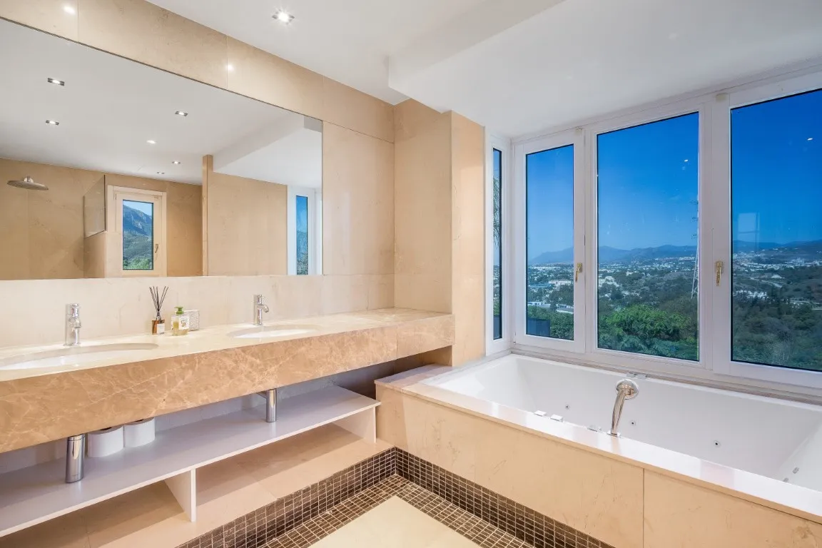 5fd9f00c-ecf5-49ba-b65f-f0c3260f6f51